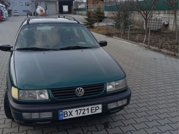 Авто Volkswagen Passat Sedan 1996 № 7435023