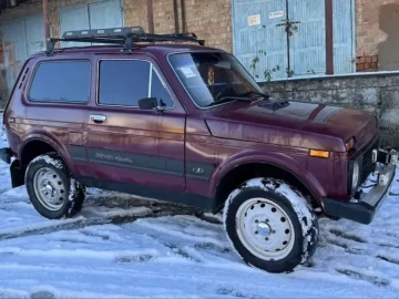 Авто ВАЗ 2121 1991 № 7435033