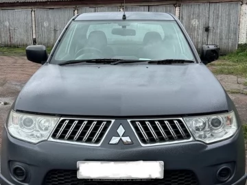 Авто Mitsubishi L 200 2012 № 7436580
