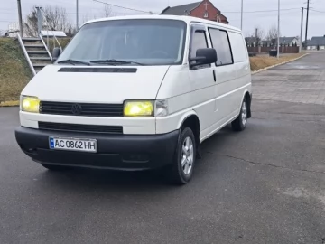 Авто Volkswagen Transporter 2000 № 7436909