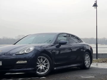 Авто Porsche Panamera 2012 № 7436951