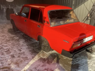 Авто ВАЗ 2105 1990 № 7437404