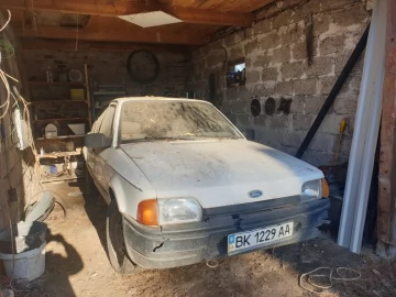 Авто Ford Ecosport 1988 № 7438077