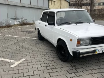 Авто ВАЗ 2105 1987 № 7438445