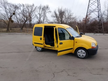 Авто Renault Kangoo Passenger 2000 № 7438500