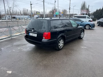 Авто Volkswagen Passat Variant 1999 № 7439168