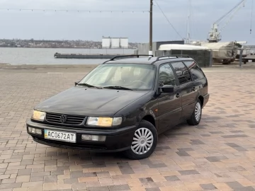 Авто Volkswagen Passat Hatchback 1995 № 7439314