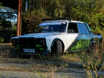 Авто ВАЗ 2107 1987 № 7439553