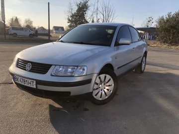 Авто Volkswagen Passat Sedan 2000 № 7439989