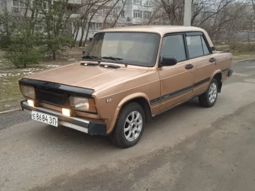 Авто ВАЗ 2105 1987 № 7440016