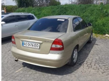 Авто Daewoo Nubira 2002 № 7440018