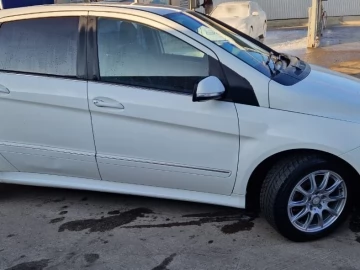 Авто Mercedes B Серия 2010 № 7440023