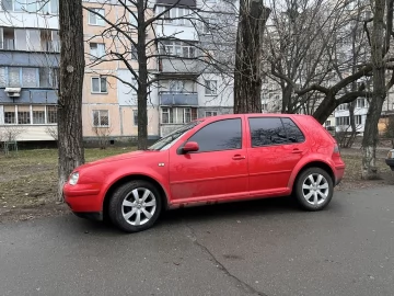 Авто Volkswagen Golf 1998 № 7442490