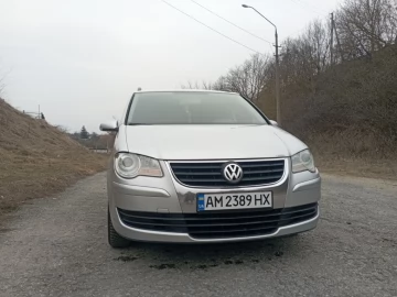 Авто Volkswagen Touran 2007 № 7442706