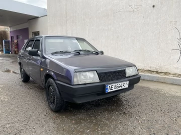 Авто ВАЗ 21099 2000 № 7442707