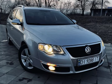 Авто Volkswagen Passat Variant 2010 № 7442809