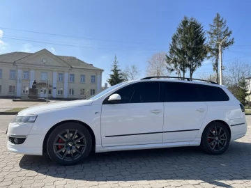 Авто Volkswagen Passat Variant 2009 № 7442811