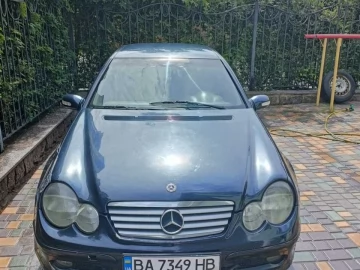 Авто Mercedes 220 2003 № 7443584