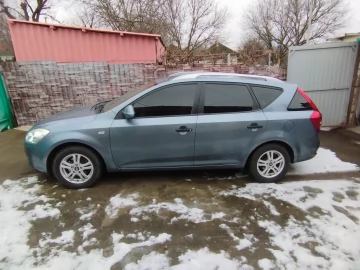 Авто KIA Cee X27 D 2009 № 7443598