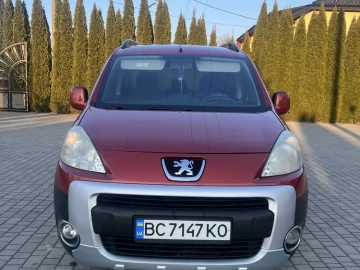 Авто Peugeot Partner 2010 № 7444000