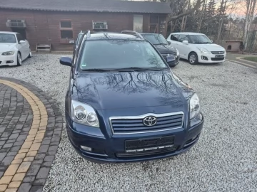 Авто Toyota Avensis 2004 № 7445114