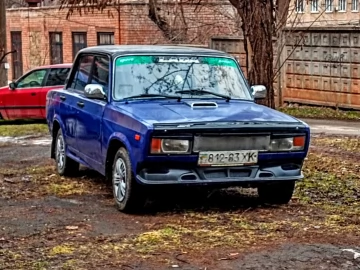 Авто ВАЗ 2105 1989 № 7445330