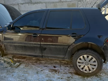 Авто Volkswagen Golf 2002 № 7446482