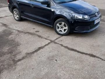 Авто Volkswagen Polo 2011 № 7446872