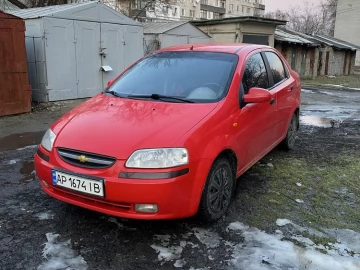 Авто Chevrolet Aveo 2004 № 7447717