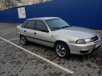Авто Daewoo Nexia 2000 № 7448109