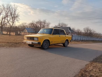 Авто ВАЗ 2105 1981 № 7448123
