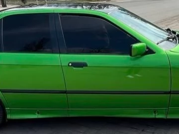 Авто BMW 3 Серия 1993 № 7448543