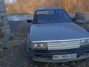 Авто Nissan Bluebird 1988 № 7450073