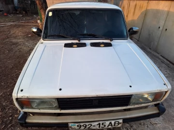 Авто ВАЗ 2105 1991 № 7450098