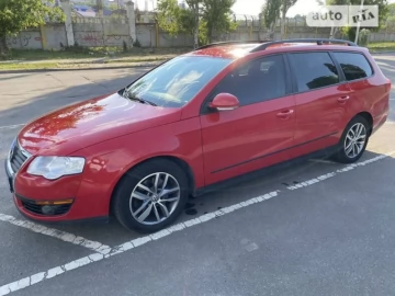 Авто Volkswagen Passat Variant 2010 № 7450616