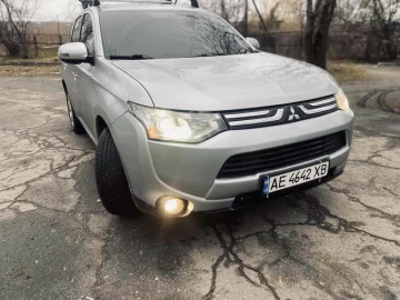 Авто Mitsubishi Outlander 2014 № 7451173