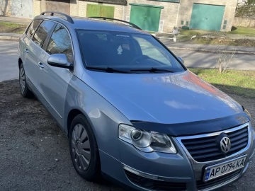 Авто Volkswagen Passat Variant 2005 № 7451421