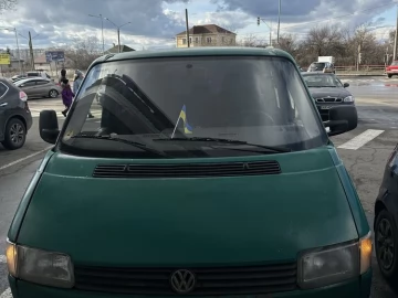 Авто Volkswagen Transporter 1996 № 7451426