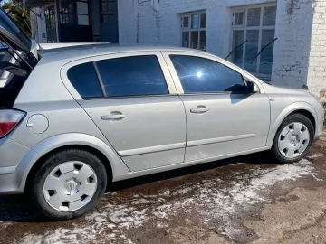 Авто Opel Astra 2004 № 7452183