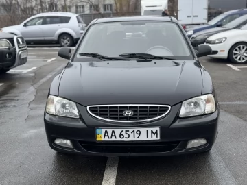 Авто Hyundai Accent 2002 № 7452220