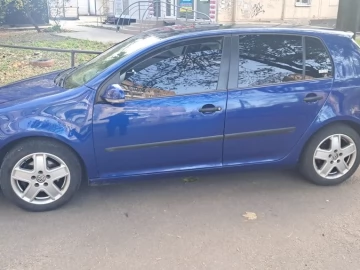 Авто Volkswagen Golf 2003 № 7453039