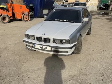 Авто BMW 5 Серия 1990 № 7453405
