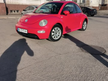 Авто Volkswagen Beetle 2000 № 7453701