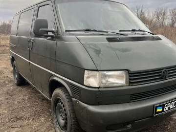 Авто Volkswagen Transporter 2000 № 7453708
