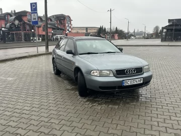 Авто Audi A4 1996 № 7454356