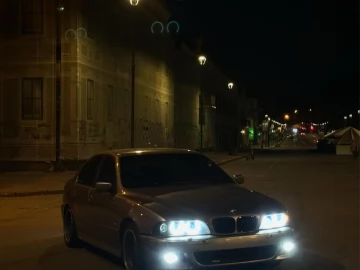 Авто BMW 5 Серия 1998 № 7454712