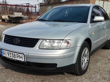 Авто Volkswagen Passat Sedan 2000 № 7454893