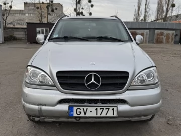 Авто Mercedes Ml Серия 2001 № 7455071