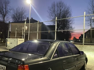 Авто Opel Omega 1988 № 7456340