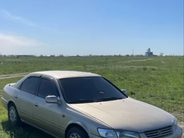 Авто Toyota Camry 1997 № 7456345